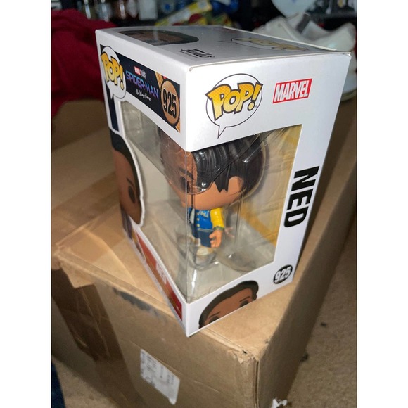 Funko Pop! Spider-Man: Ned - Picture 5 of 8